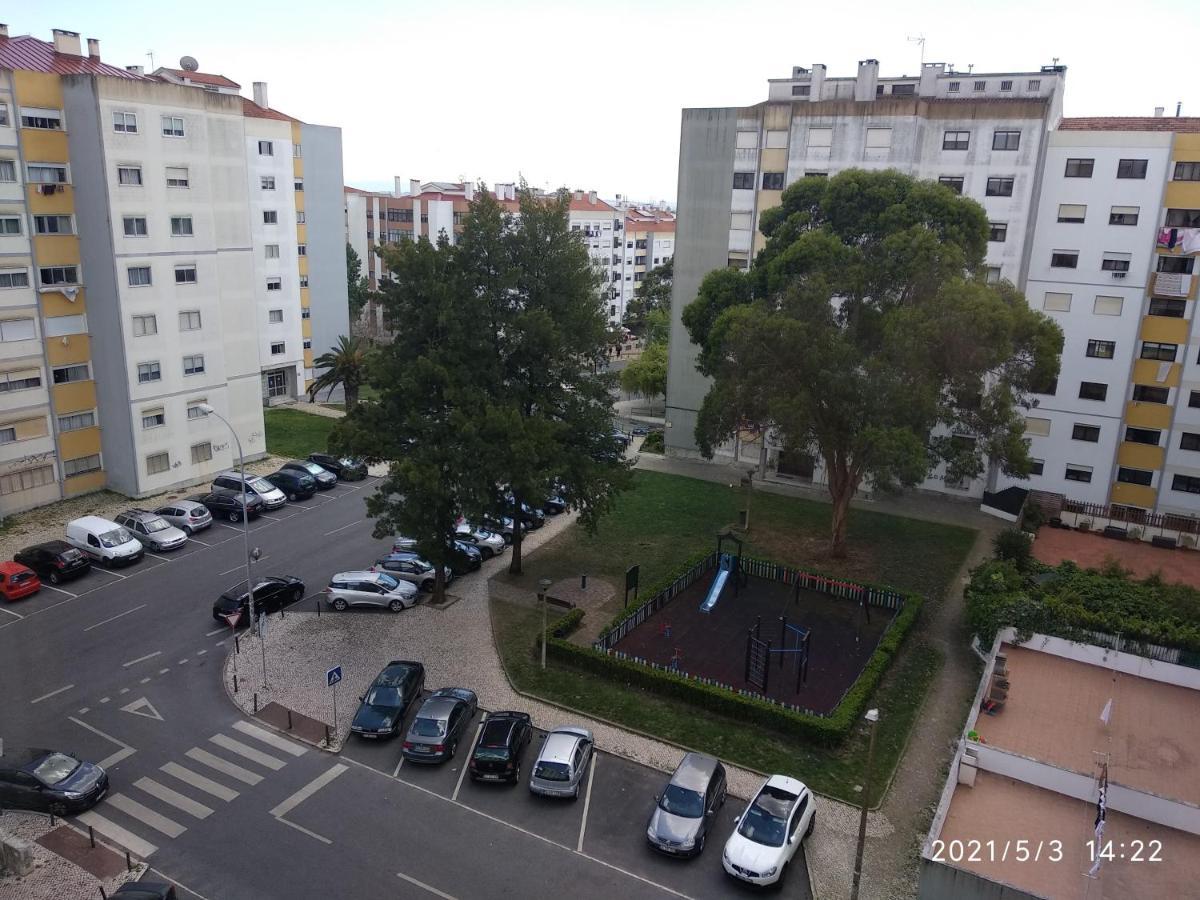 Quartos Cesário Verde Massamá Queluz Exterior foto